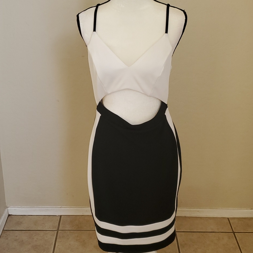 Nothing but a thing midi dress